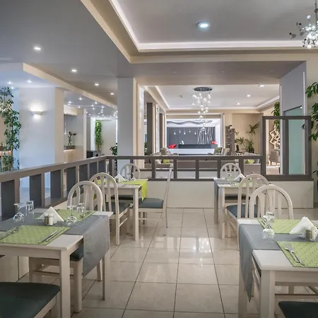 Park Hotel & Spa-Adults Only-2